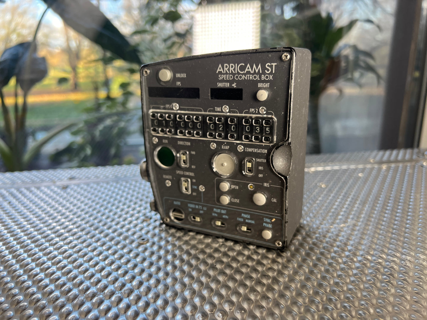 Arricam ST speed control box (speed controller) also compatible with the Arri LT 35mm camera