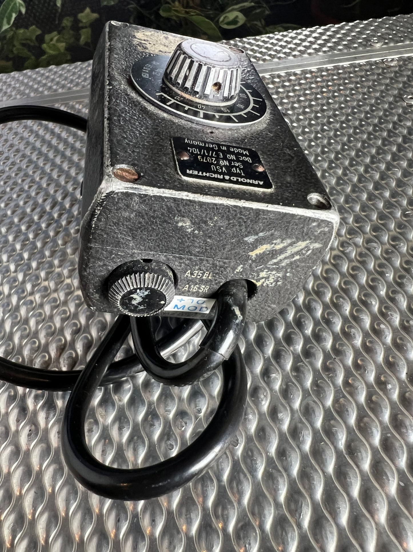 Arnold & Richter HIGHSPEED VSU speed controller for Arriflex 16SR and 35BL