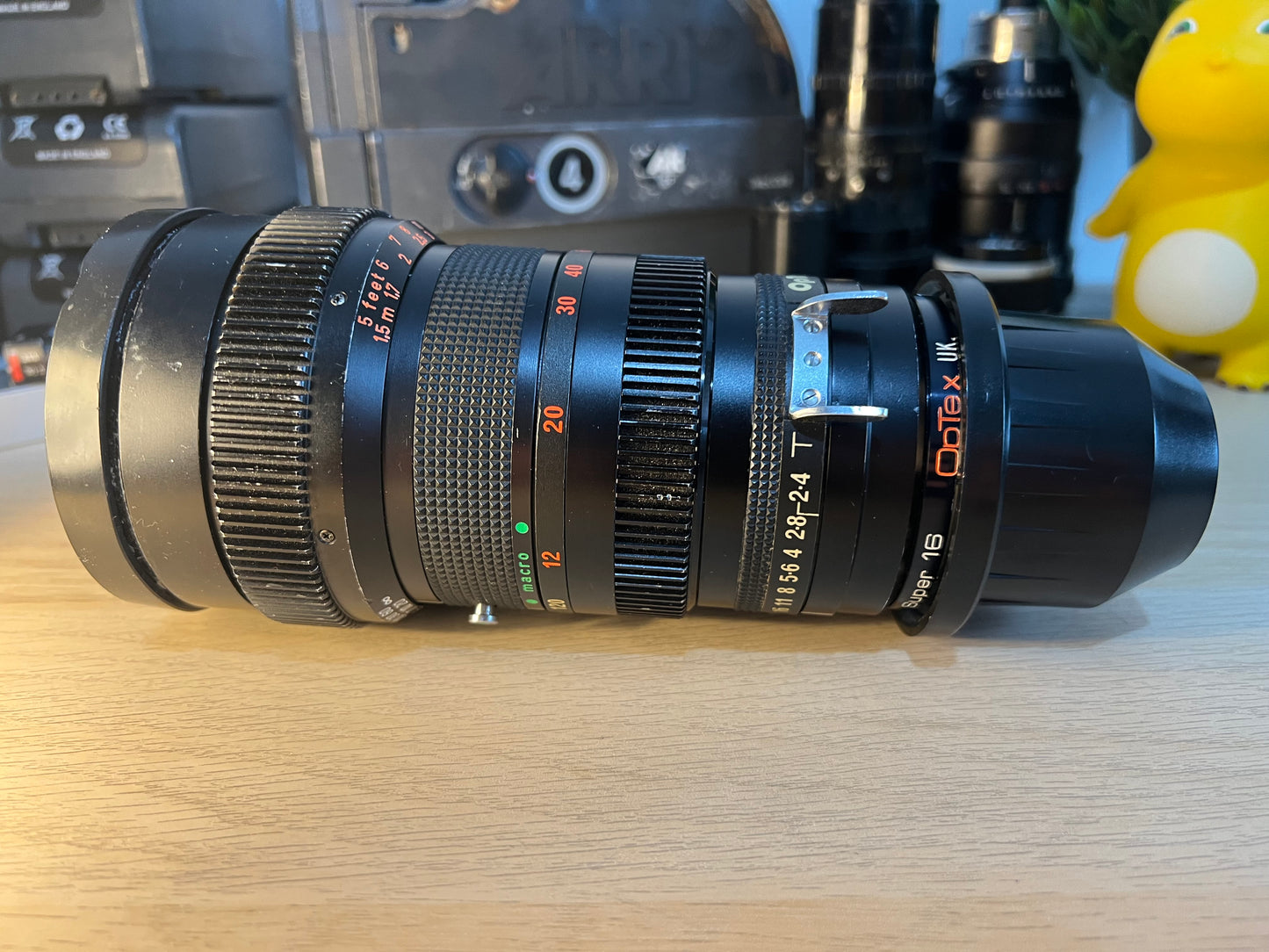 Zeiss OPTEX 12-120 T2.4 Super 16 PL mount lens