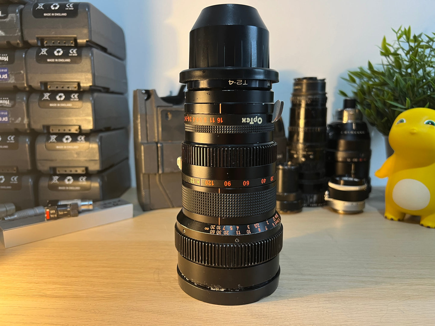 Zeiss OPTEX 12-120 T2.4 Super 16 PL mount lens