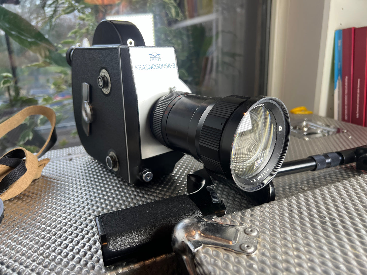 Krasnogorsk-3 K3 16mm camera with lens